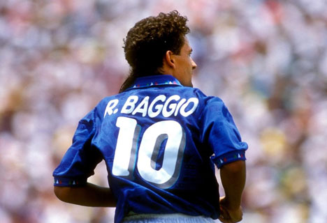 R.Baggio football shirt