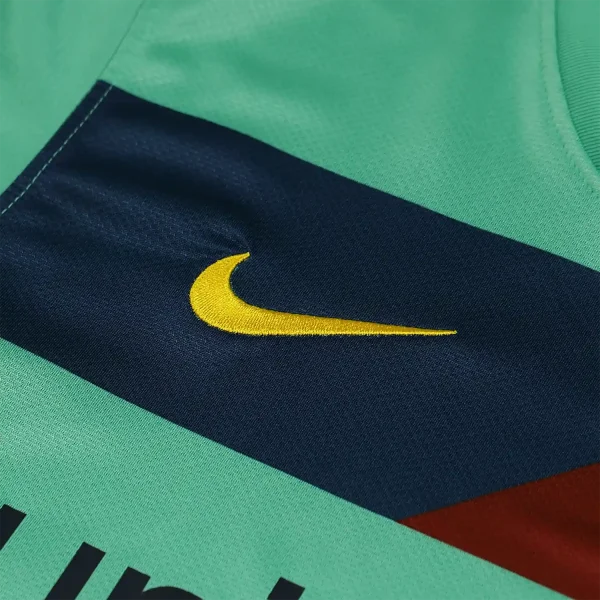 barcelona 2010 11 away shirt