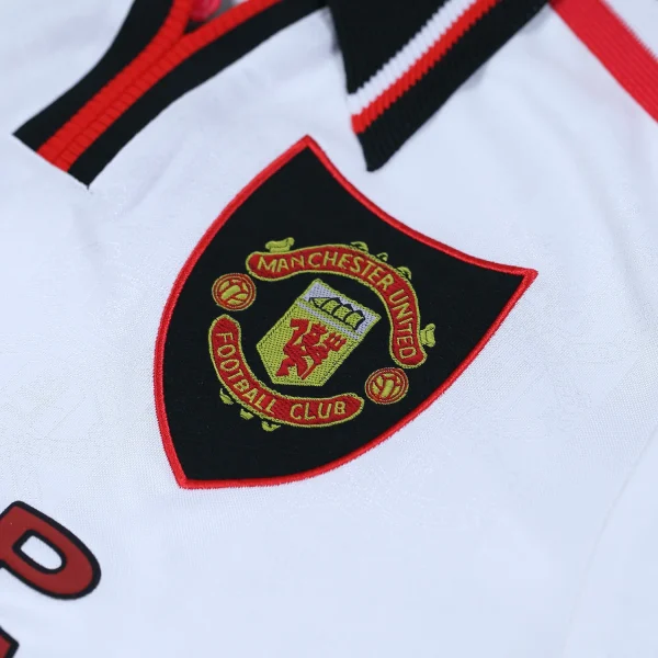 manchester united 1997 98 away shirt