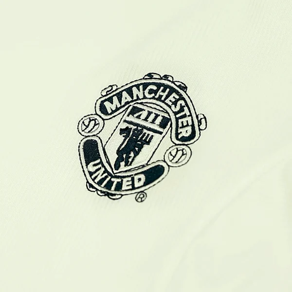 manchester united 1999 00 away shirt