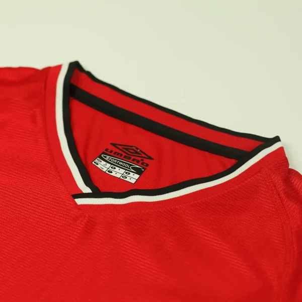 Manchester United 2000-01 Home Shirt