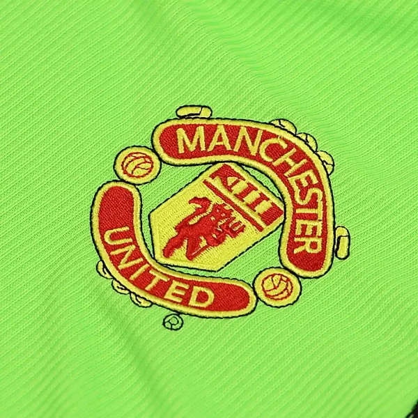 manchester united 1998 99 goalkeeper long sleeved shirt