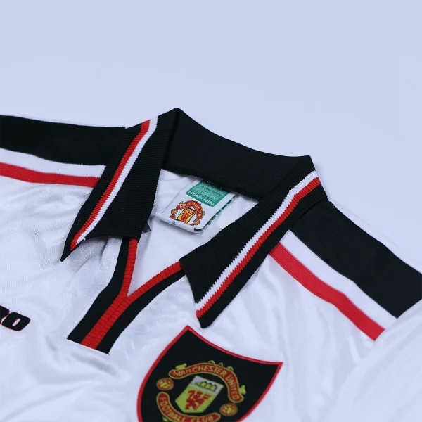 manchester united 1997 99 away long sleeved shirt