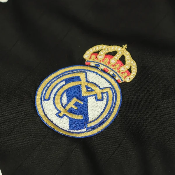 real madrid 2006 07 away shirt