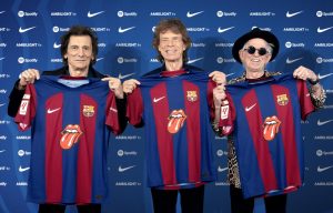 barcelona mini rolling stones amb samarreta