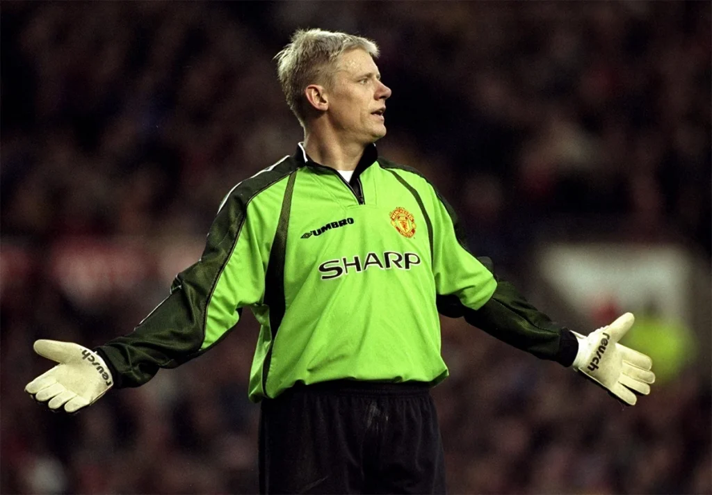 man utd 1998 2000 goalkeeper jersey